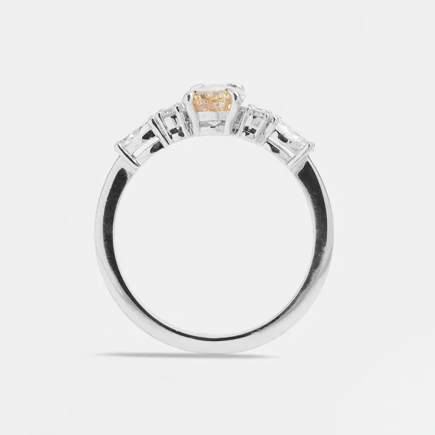 Engagement ring with lab-grown diamonds ANGIE Image