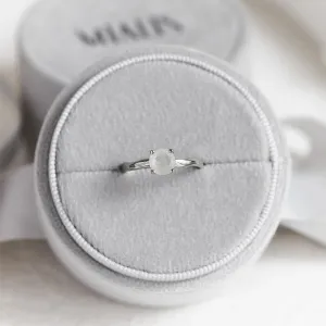 Twig ring with moonstone WILLOW Thumbnail