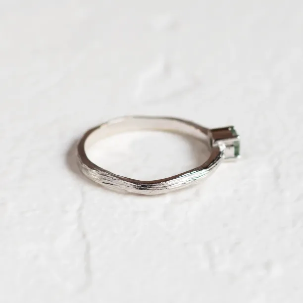 Moss agate engagement ring NATURELLA Image