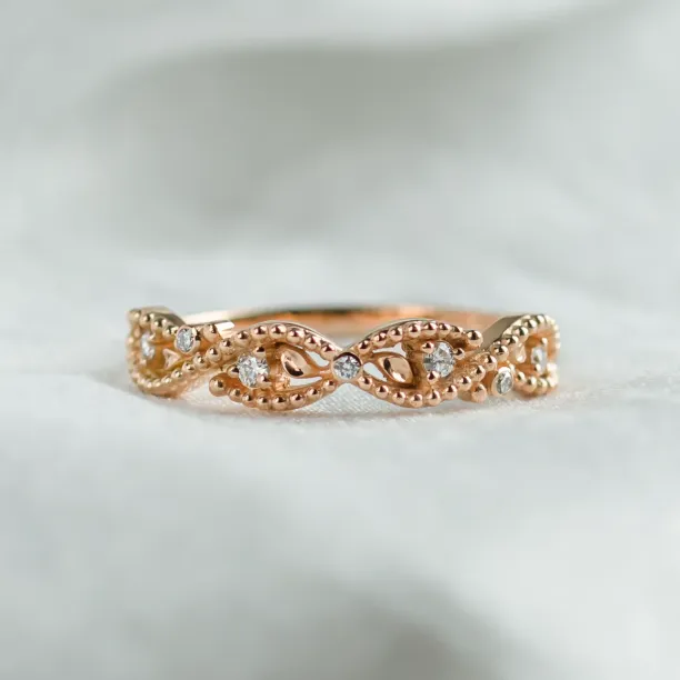 Twisted vintage gold ring with diamonds BRAID Image