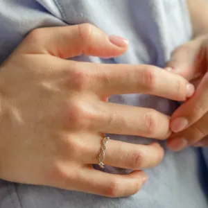 Gold celtic knot ring TARANIS Thumbnail