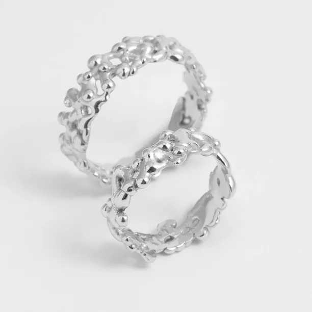Avant-garde wedding rings with organic elements NALANI Image