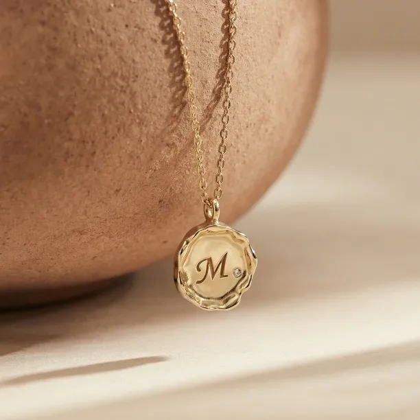 Personalised diamond necklace COLETTE Image