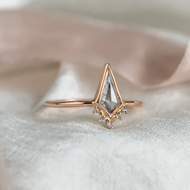 Kite salt and pepper diamond ring in cluster style AINI Image