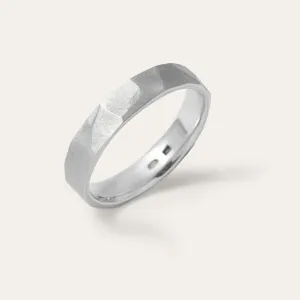Hammered diamond wedding rings IRENE Thumbnail