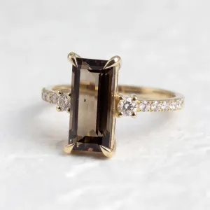 Smoky quartz in gold diamond ring FUME