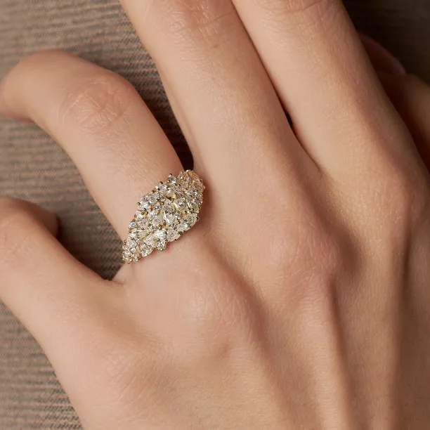 Luxury moissanite cluster ring VALENTINA Image