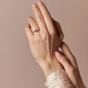 Gold atypical ring with asymmetric pink sapphire EDITH Thumbnail