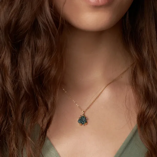 Raw diamond pendant LAURA Image