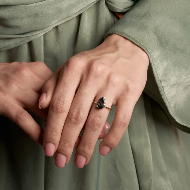 Gold ring with pear moss agate XENIA Image