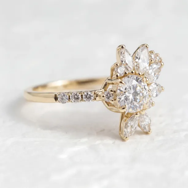 Unique lab-grown diamond ring MARISOL Image