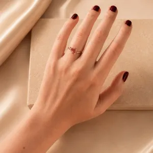 Gold ring with asymmetric sapphire SIGNIFICA Thumbnail