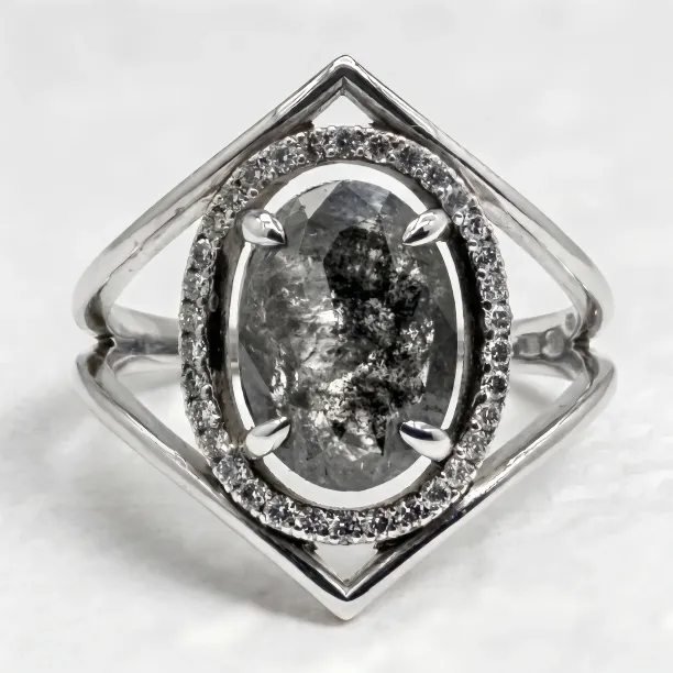 Gold luxury salt and pepper diamond ring with side diamonds MARGHERITA Image