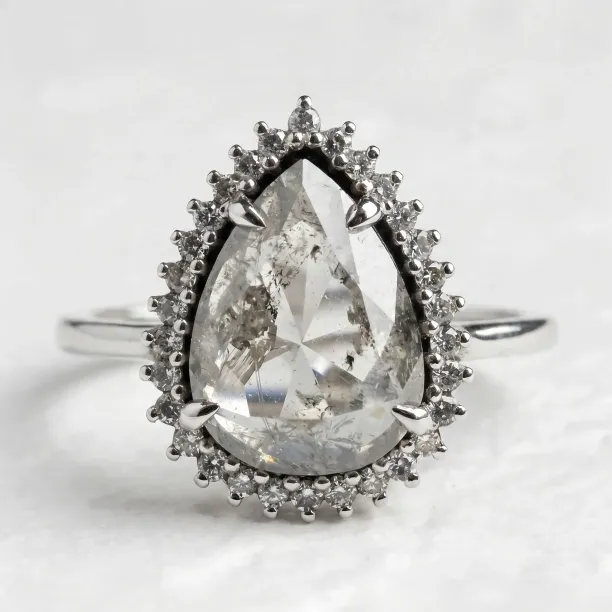 Halo luxury ring with salt and pepper diamond NOEMI Image