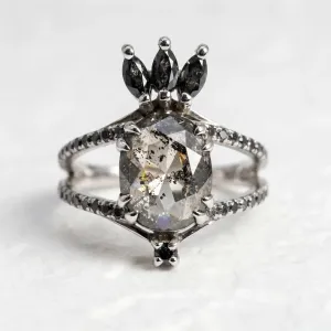Salt and pepper diamonds in luxury ring RABBIT