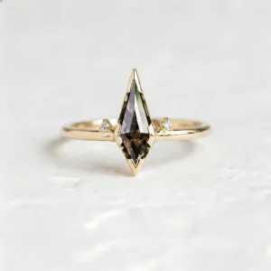Alternative engagement ring with salt and pepper diamond CHLOE
