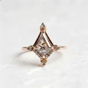 Extravagant ring with salt and pepper diamonds ORNETTE