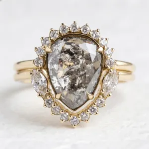Set of gold rings with salt and pepper diamonds ELLINGTON