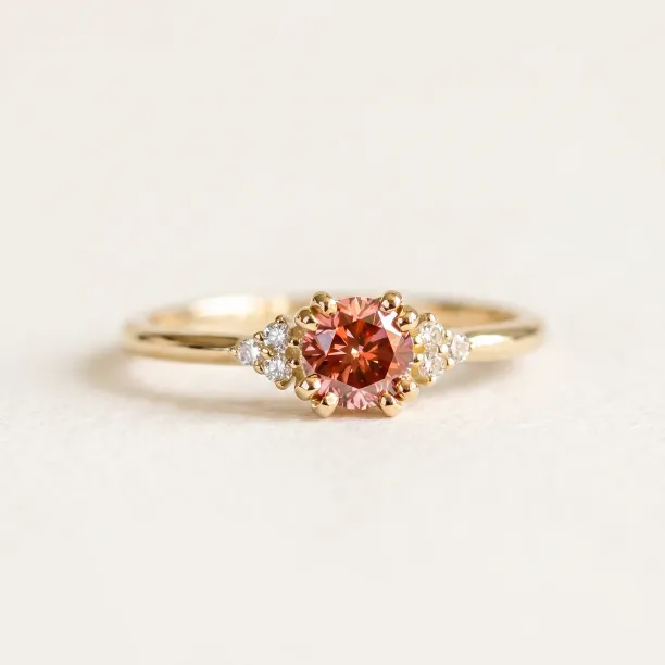 Gold ring with pink lab grown diamond and natural diamonds MONNYX Image