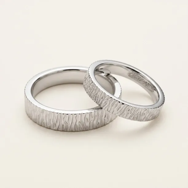 Unusual wedding rings with engravings RILLY Image
