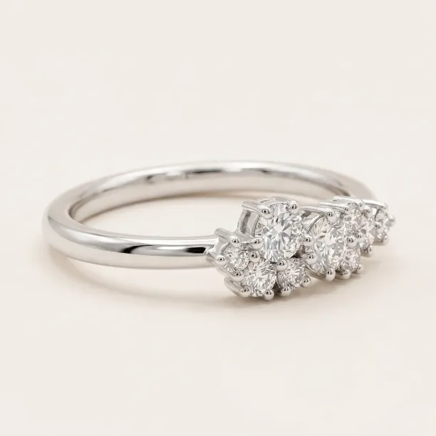Diamond cluster ring CLARIS Image