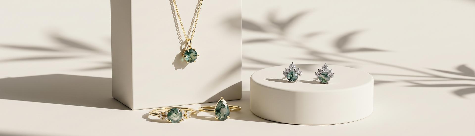 Moss Agate: Unique Gemstone That Carries a Piece of Nature Within