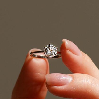How to recognize a quality diamond? By 4C rating